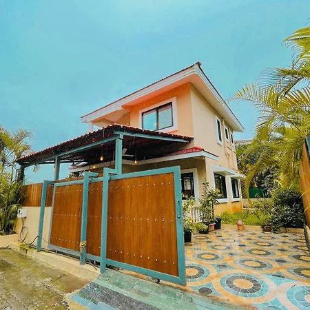 Corner House, Lonavla By Meheru-4 Bhk Villa With Pool Zewnętrze zdjęcie