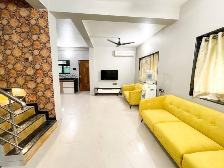 Corner House, Lonavla By Meheru-4 Bhk Villa With Pool Zewnętrze zdjęcie