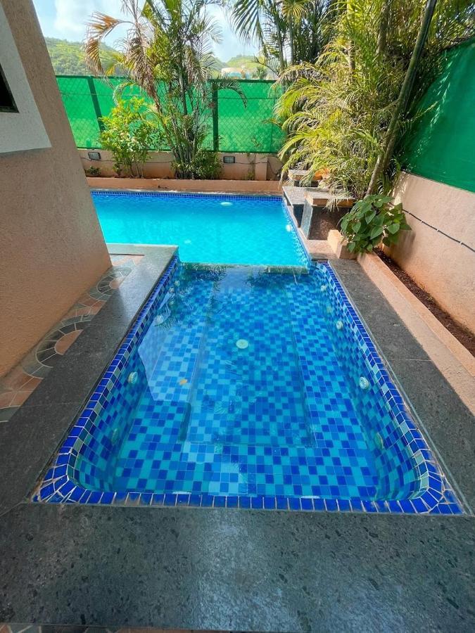 Corner House, Lonavla By Meheru-4 Bhk Villa With Pool Zewnętrze zdjęcie